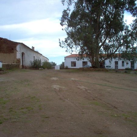 Herdade Do Monte Outeiro - Turismo Rural Venda  Екстериор снимка